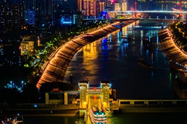 在宜昌包一艘游艇是什么体验，要多少钱
