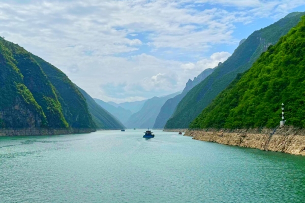 长江三峡世纪江山一日游是什么线路？主要看那几个景点？